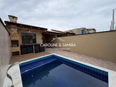 Casa nova com piscina