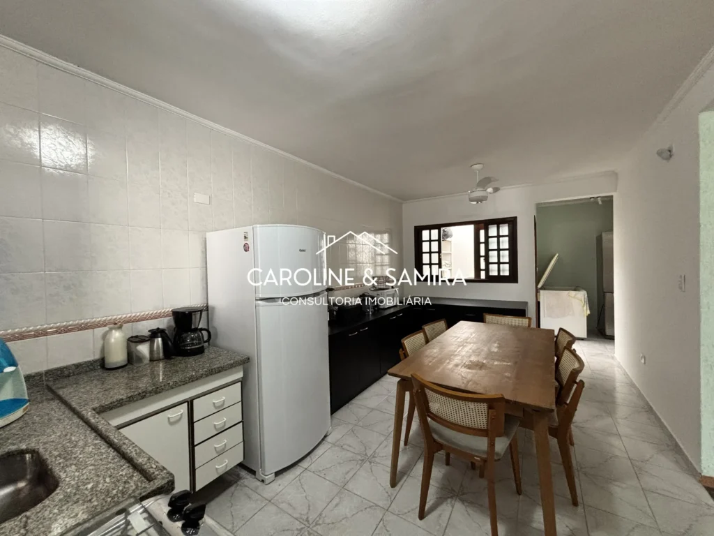 Casa ampla com mezanino a 750 metros do mar - foto 17