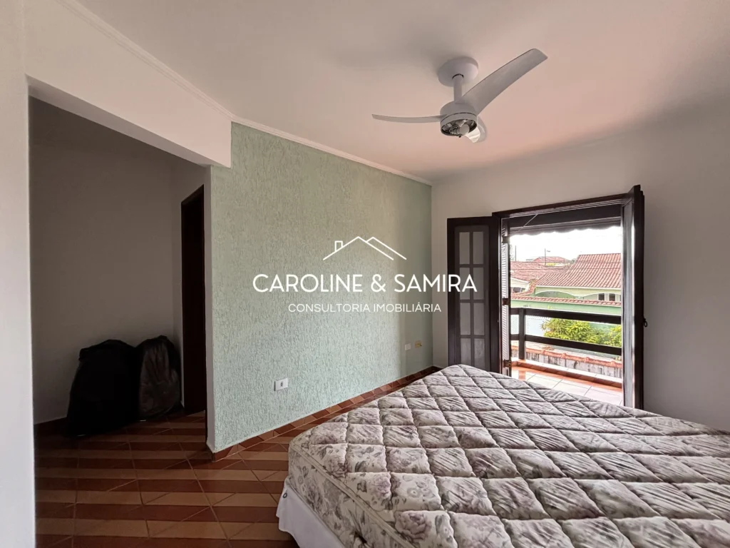 Casa ampla com mezanino a 750 metros do mar - foto 5