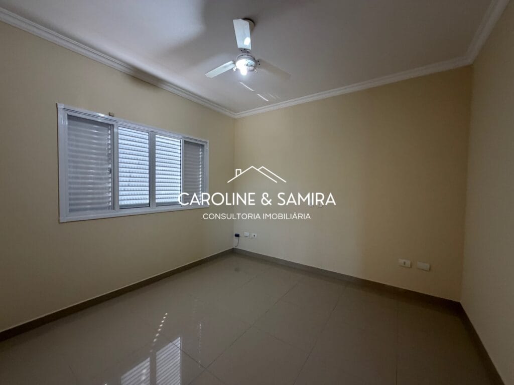 Residência de alto padrão construída em dois terrenos, na melhor região residencial do Centro de Peruíbe - foto 28