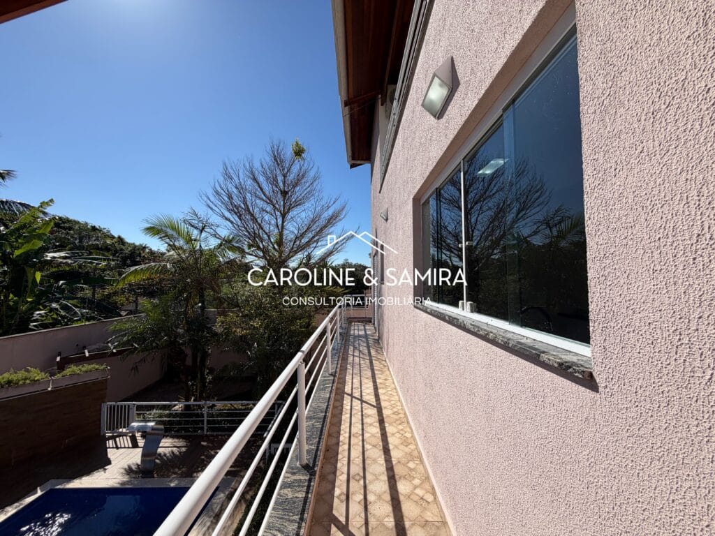 Residência de alto padrão construída em dois terrenos, na melhor região residencial do Centro de Peruíbe - foto 23
