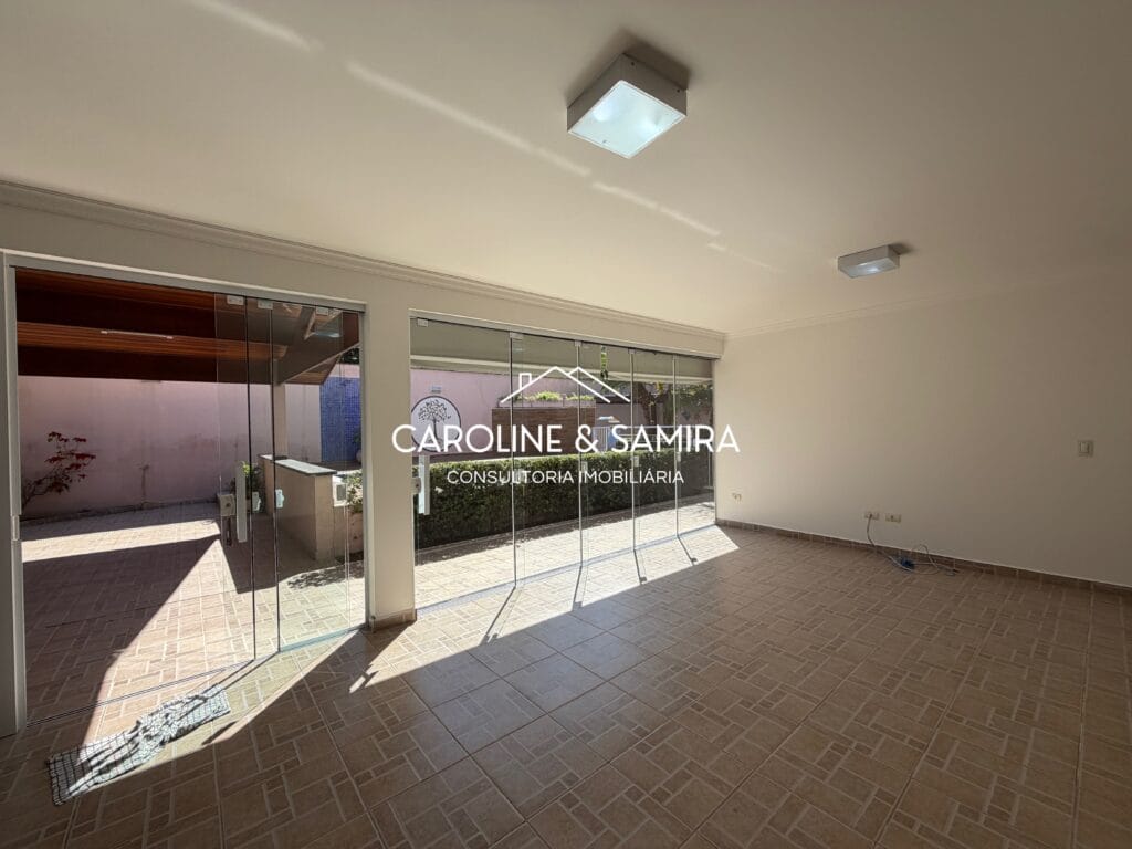 Residência de alto padrão construída em dois terrenos, na melhor região residencial do Centro de Peruíbe - foto 46