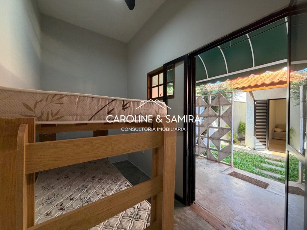 Casa térrea lindíssima, super aconchegante com 04 dormitórios a apenas 100m do mar! - foto 48