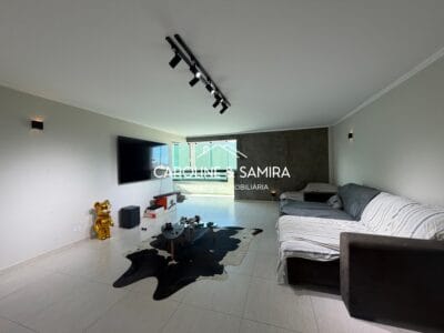 Apartamento com 127m² a 300m do mar – Nova Peruíbe – cond. Biarritz
