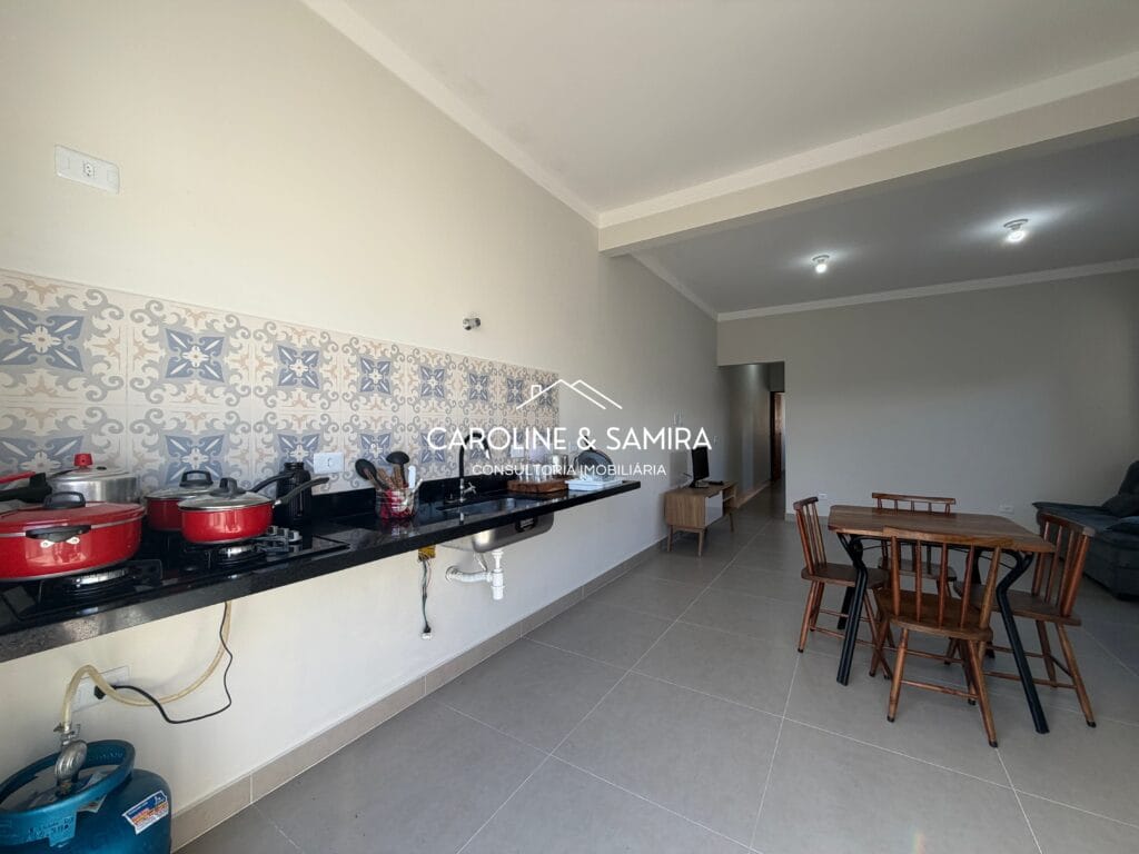 Casa Moderna com Suíte à Venda no Flora Rica II em Peruíbe | Conforto e Qualidade de Vida - foto 4