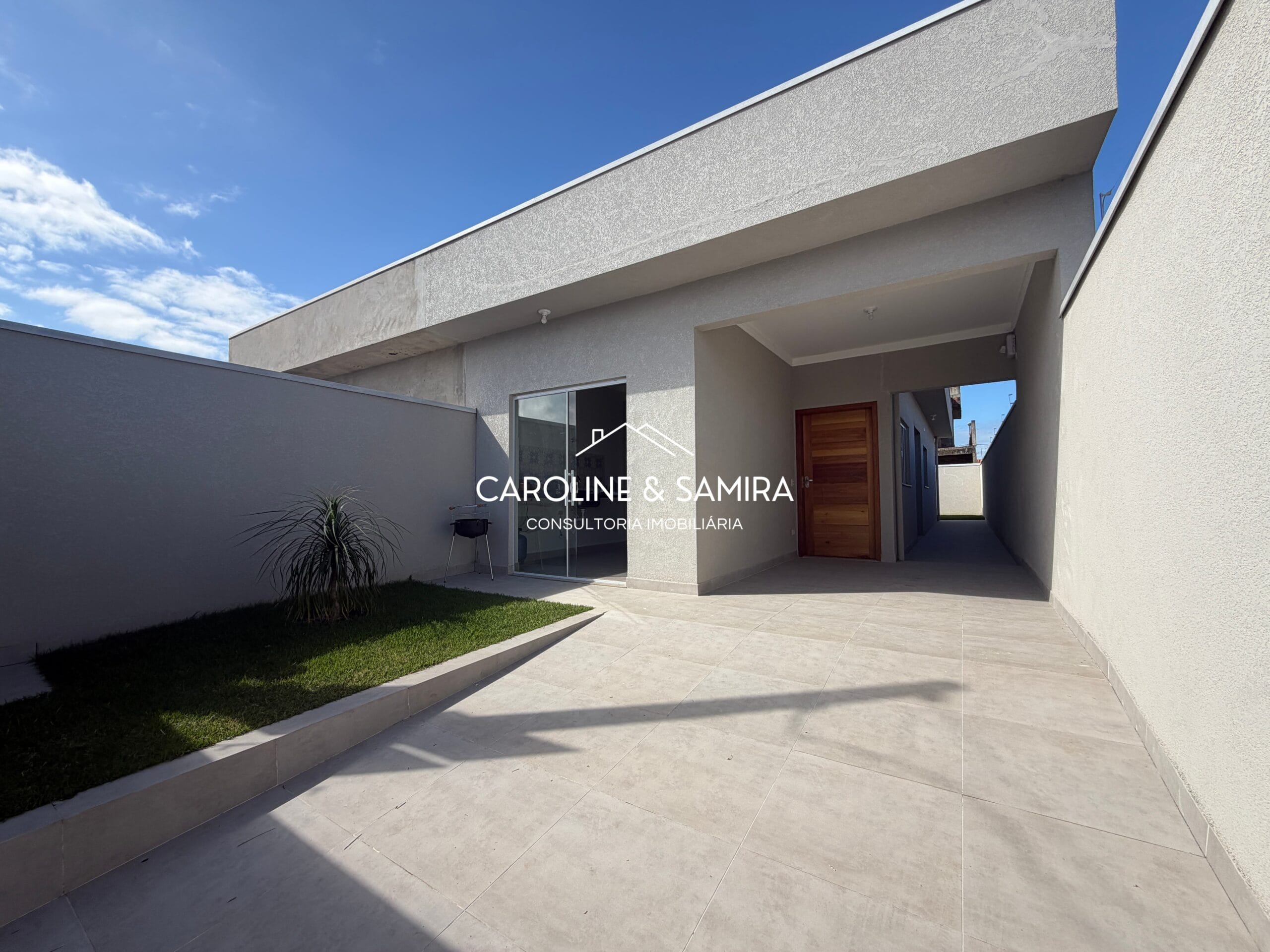 Casa Moderna com Suíte à Venda no Flora Rica II em Peruíbe | Conforto e Qualidade de Vida