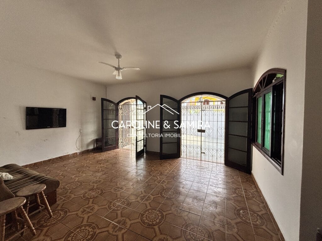 Casa térrea com 03 dormitórios no “Três marias” lado praia! - foto 3