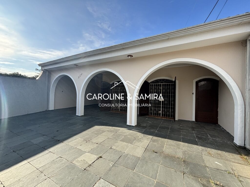 Casa térrea com 03 dormitórios no “Três marias” lado praia! - foto 2