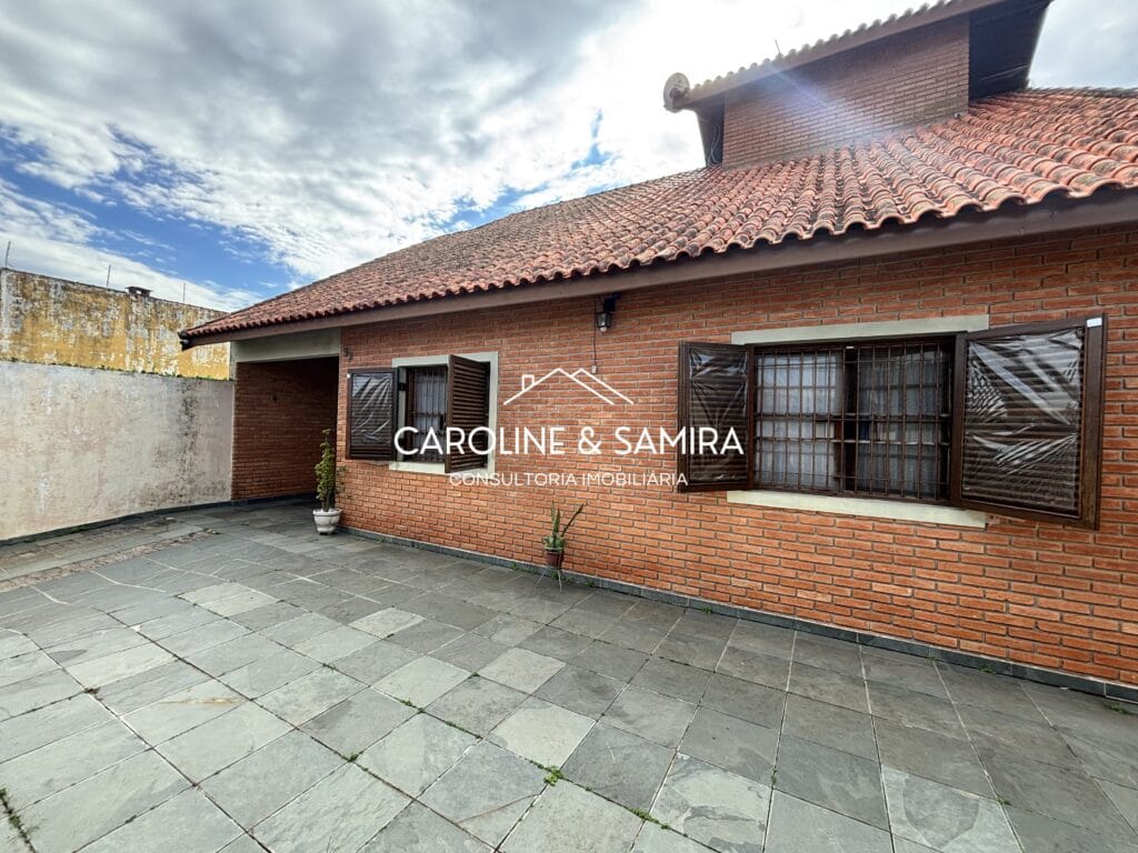 Casa incrível com 360m de terreno a apenas 700m do mar! - foto 2