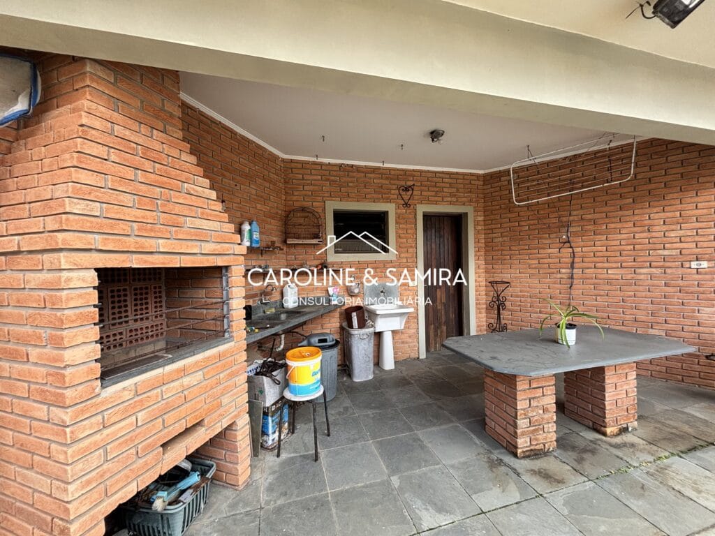 Casa incrível com 360m de terreno a apenas 700m do mar! - foto 39
