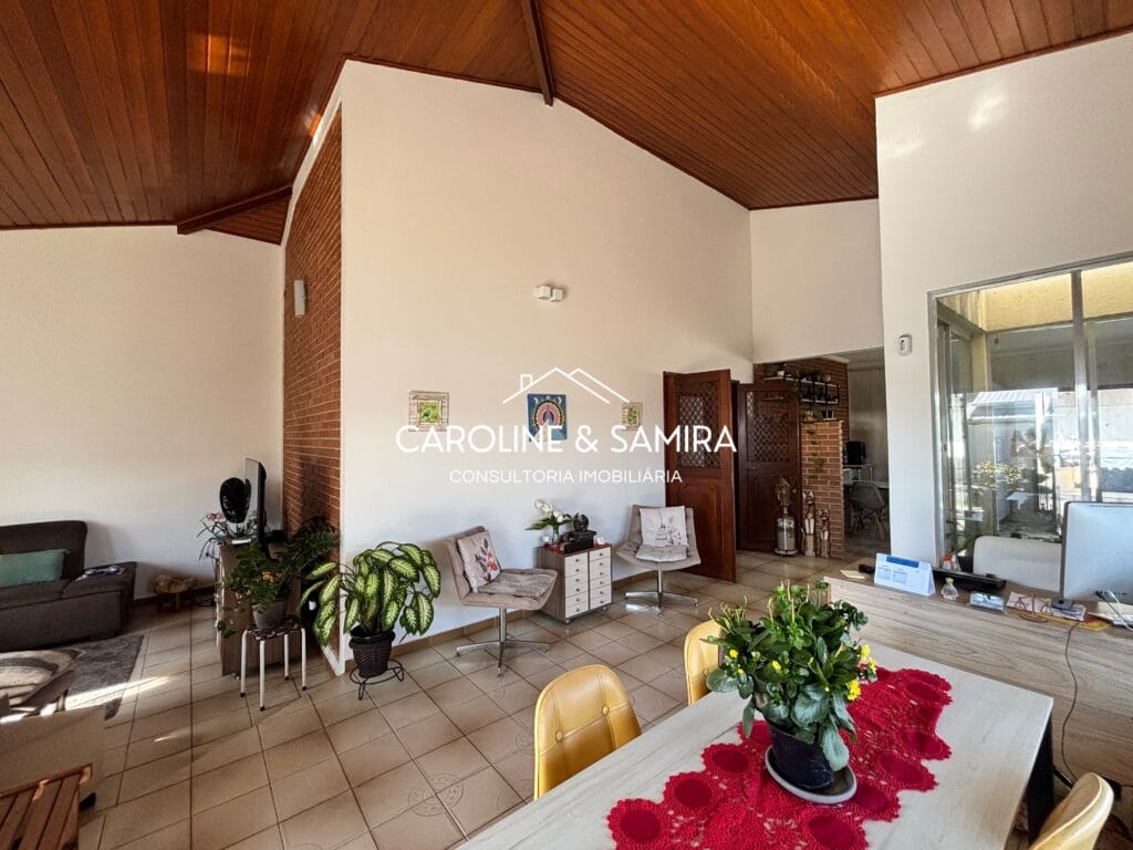 Casa a apenas 100 metros do mar com aproximadamente 600 m² de área de uso! - foto 13