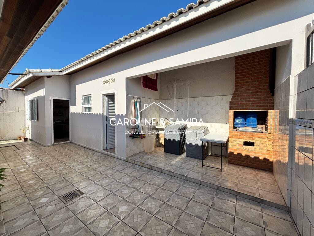 Casa a apenas 100 metros do mar com aproximadamente 600 m² de área de uso! - foto 31