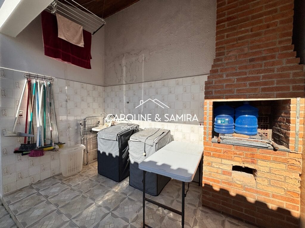 Casa a apenas 100 metros do mar com aproximadamente 600 m² de área de uso! - foto 32