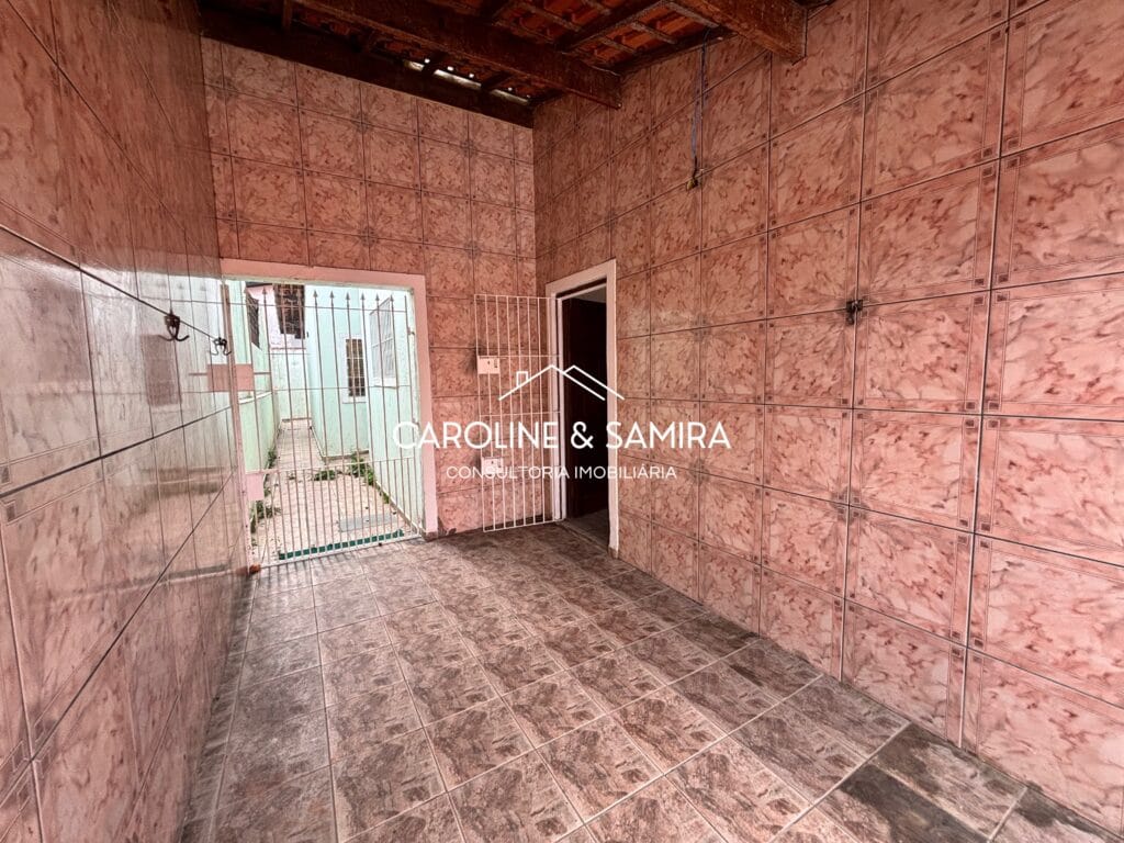 Casa Térrea com 2 dorm, no bairro Arpoador a 900m do mar - foto 4