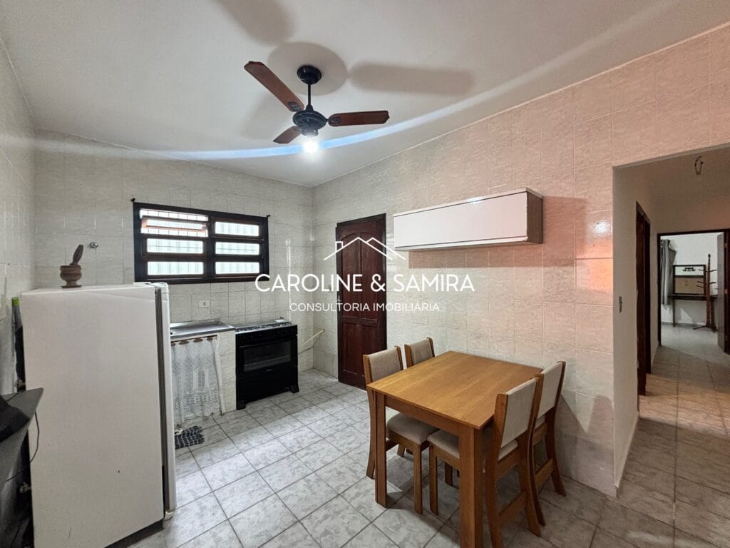 Casa Térrea com 2 dorm, no bairro Arpoador a 900m do mar - foto 8