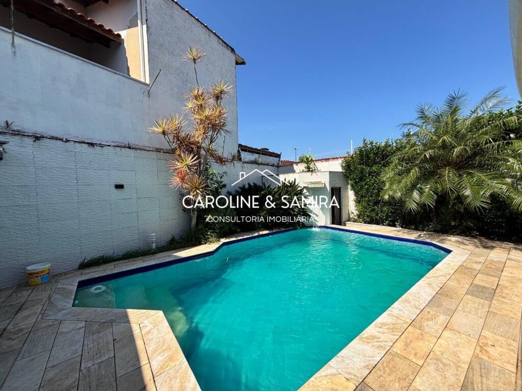 Casa com Piscina à Venda em Peruíbe — Jardim Ribamar - foto 9