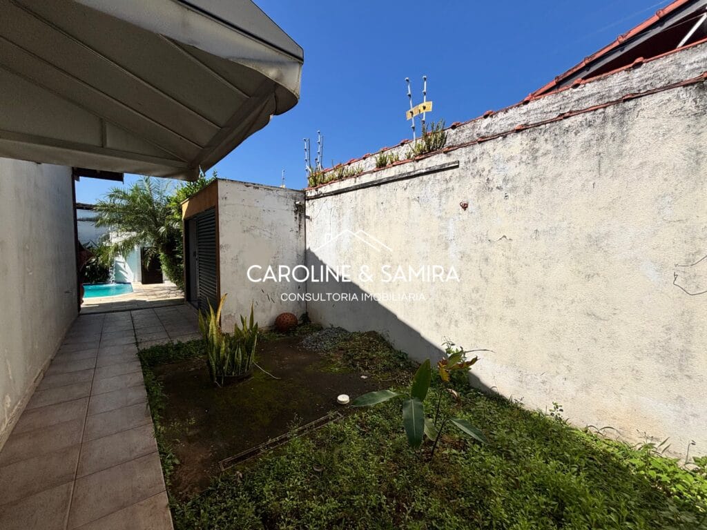 Casa com Piscina à Venda em Peruíbe — Jardim Ribamar - foto 4