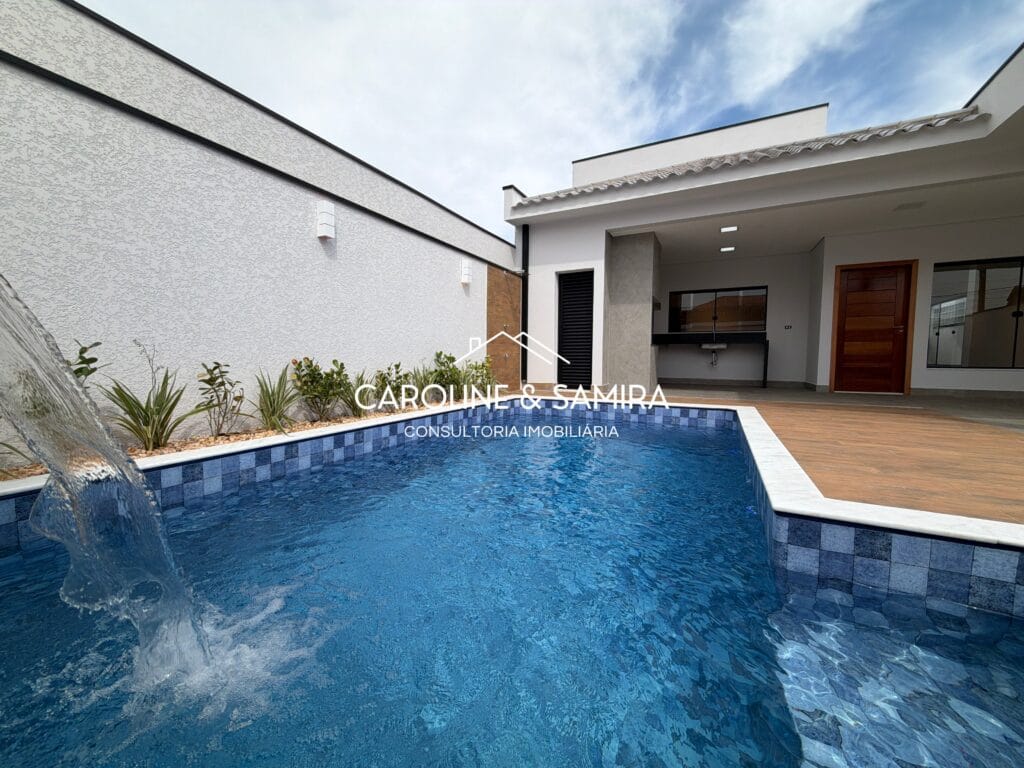 Casa à venda em Peruíbe com piscina – Imóvel novo no bairro São José, a 400 metros da praia - foto 1