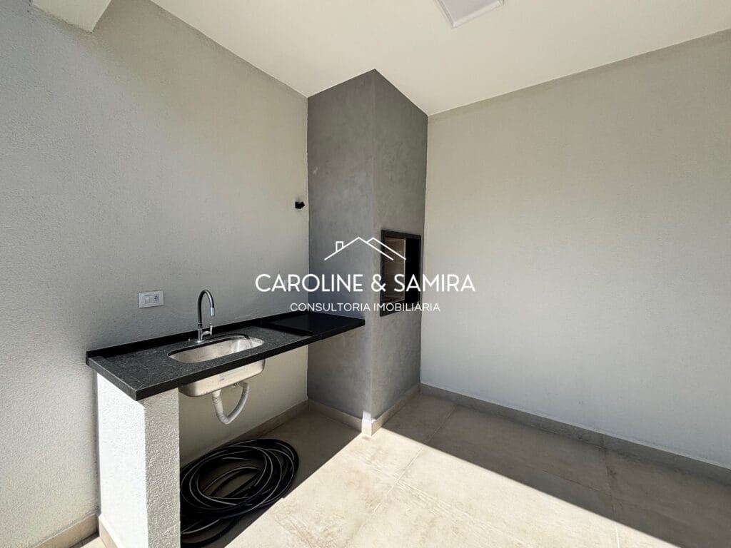 Casa Térrea de Alto Padrão à Venda na Cidade Nova Peruíbe | 800m do Mar - foto 8