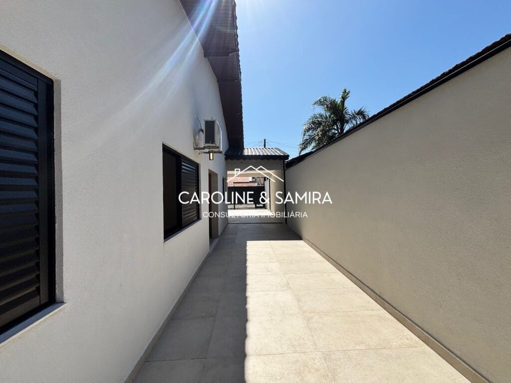 Casa Térrea de Alto Padrão à Venda na Cidade Nova Peruíbe | 800m do Mar - foto 13