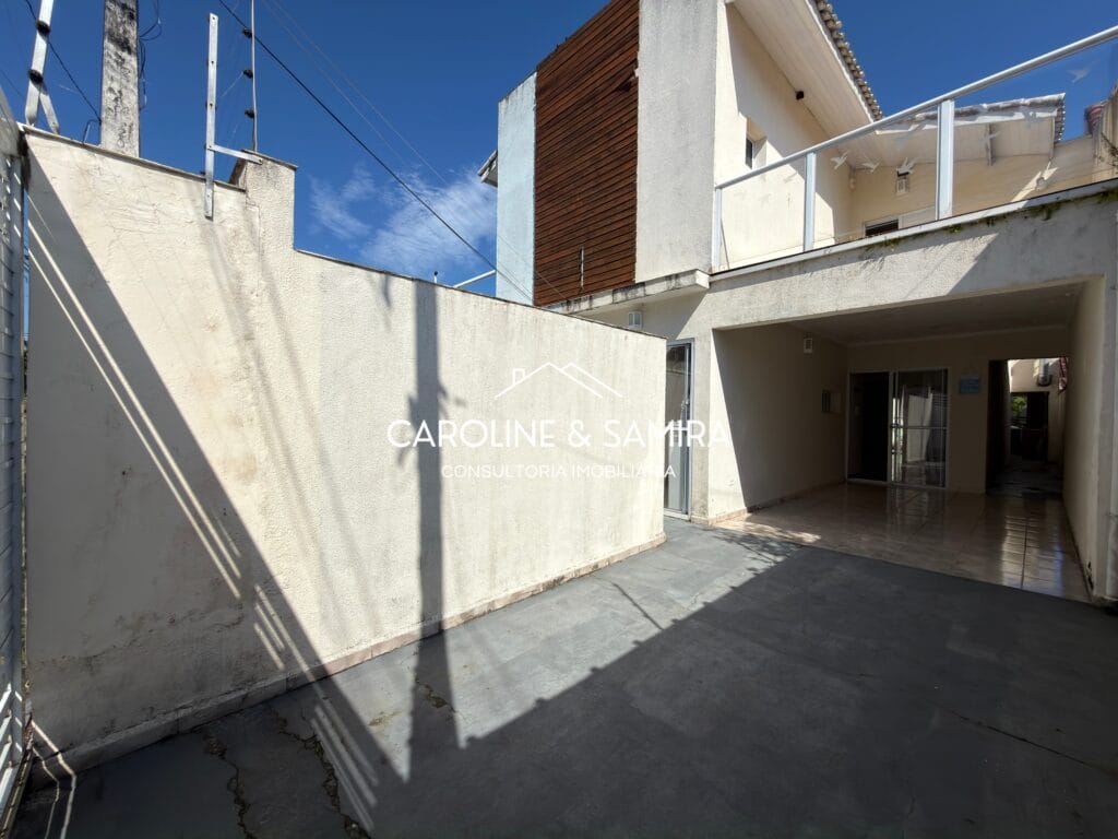 Sobrado com 2 dorm. e hidromassagem no Cidade Nova Peruíbe - foto 1
