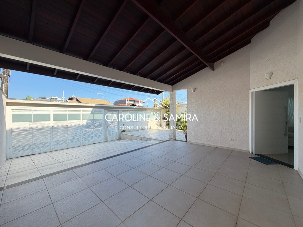 Sobrado pronto pra morar a 700m do mar com 299m² - foto 3