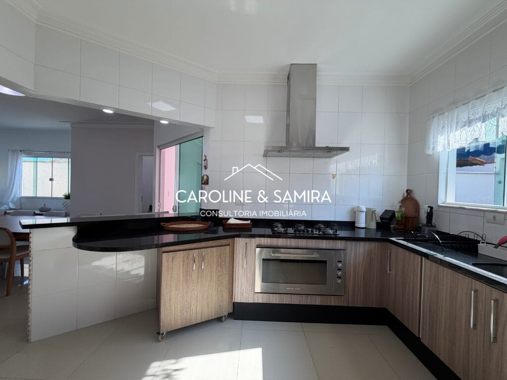 Sobrado pronto pra morar a 700m do mar com 299m² - foto 22